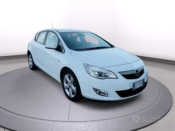 Opel Astra 1.7 CDTI Cosmo anno 2011 129.000km