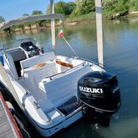 Ranieri walkaround shadow 22 con suzuki 200cv 2025
