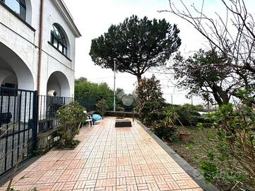 3 LOCALI A PIANO DI SORRENTO