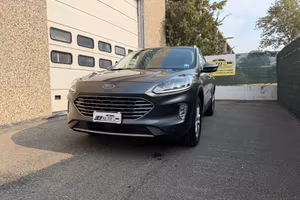 Ford Kuga 1.5 EcoBlue 120 CV aut. 2WD Titanium Bus