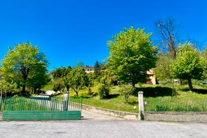 Castagnito terreno edificabile