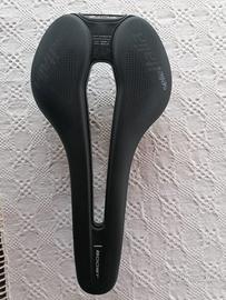 Sella Italia Flite Boost (corta)