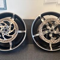 Cerchi in lega Harley Davidson con dischi
