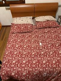 Letto in noce matrimoniale con rete e materasso