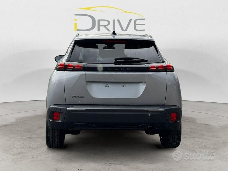 Peugeot 2008 2024 photo 5