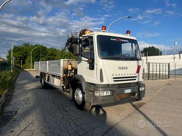 Iveco 160E28 gru e cassone fisso