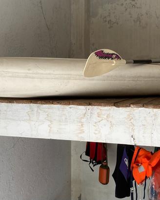 Canoa in vetroresina