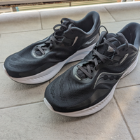 Scarpe Saucony Guide 15 Running numero 44.5 nere