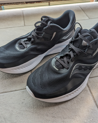Scarpe Saucony Guide 15 Running numero 44.5 nere
