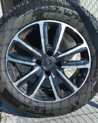 Gomme Pirelli 4 stagioni 