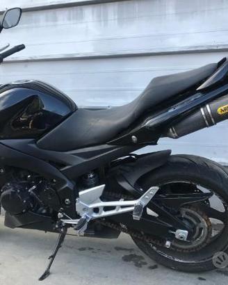 Ricambi suzuki gsr 600 sella gsr 600