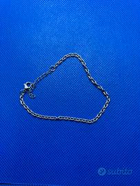 Bracciale Unisex in acciaio puro inossidabile.