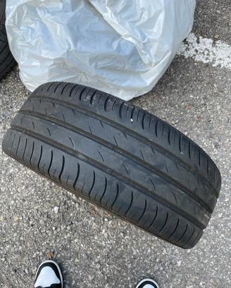 4Gomme Falken Ziex ZE310 195/45 R16 84V – DOT 2013