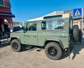 Defender TD4