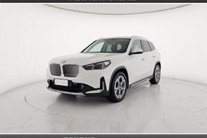 BMW iX1 eDrive 20 X-Line Special Edition