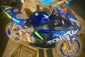 Cbr 954 ricambi honda cbr 954 km 22.947 cbr954 03