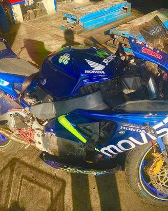 Cbr 954 ricambi honda cbr 954 km 22.947 cbr954 03