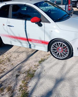 Abarth 500 1.4 Turbo T-Jet MTA Custom