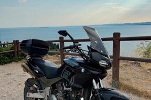 Moto cagiva navigator 1000  o permuto