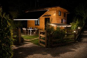 Grazioso Bungalow nel Verde con Spazio Esterno Pri