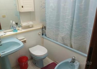 Stanza euro 400 utenze incluse