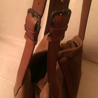 Borsa in pelle scamosciata