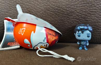 Steve Sottosopra "Stranger Things" Kinder Joy
