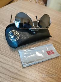 occhiali da sole Ray Ban femminili. 