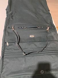 Portavestiti da viaggio