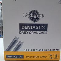 snack per cani dentastix  pedigree