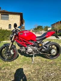 Ducati Monster 1100 evo abs