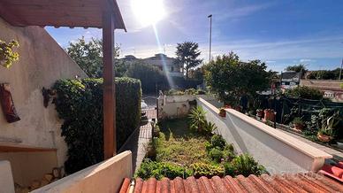 Villa di 83 m² con 3 locali e box auto a Ardea