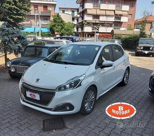 Peugeot 208 BlueHDi 75cv 5 porte OK NEOPATENTATI