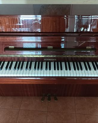 pianoforte verticale acustico Hermann