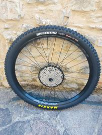Ruota Raceface AR30 completa