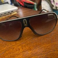 Occhiali da sole sportivi originali