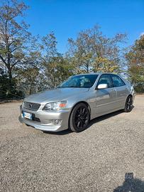 Lexus IS200