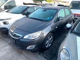 Ricambi Opel Astra J 2011 A17DTR