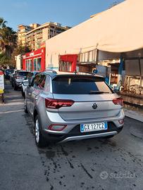 VW T-Roc  benzina modello Edition Plus