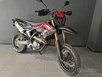 Nuova Qj Motor MOTARD OPERAZIONE 50%