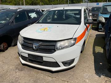 dacia sandero 2012 per ricambi