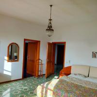 letto matrimoniale  con rete a doghe