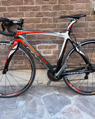 Bici da corsa opera superleonardo FULL CARBON