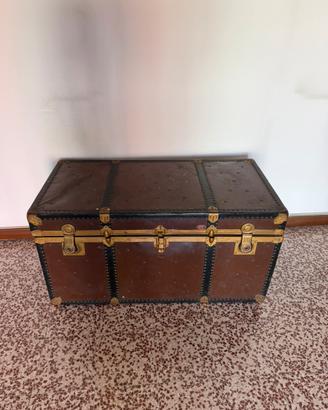 Baule da viaggio vintage d’epoca