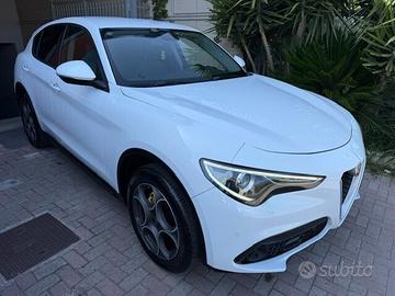 Alfa Romeo Stelvio 2.2 Turbodiesel 210 CV AT8 Q4 S
