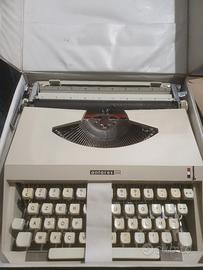 macchina da scrivere Antares Capri