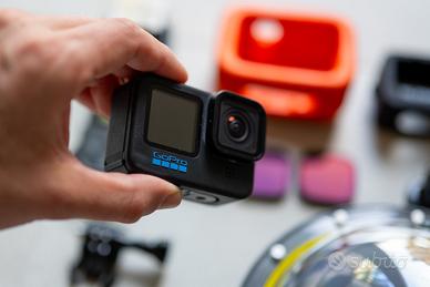 GoPro Hero 11 Black + Filtri ND, 3 Batterie, Dome