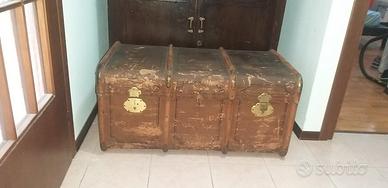  baule vintage e stufa terracotta