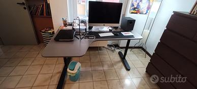 scrivania angolare Ikea 