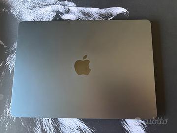 Apple MacBook Air 13" M2 8/256 in garanzia